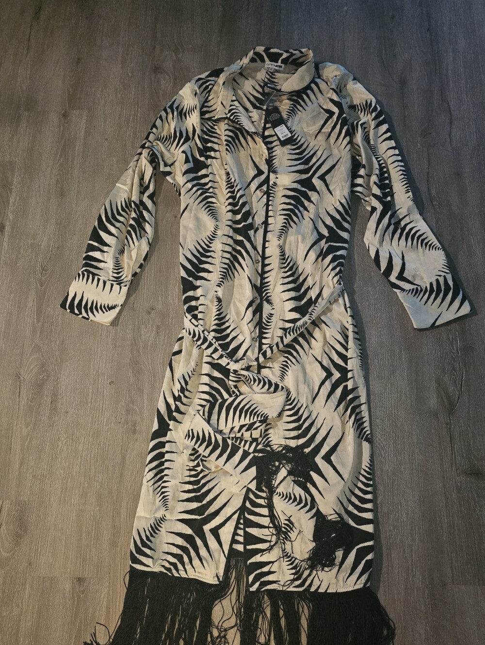 Fashion Nova Black and Cream Long-Sleeve Printed Button-Front Dress with Fringe